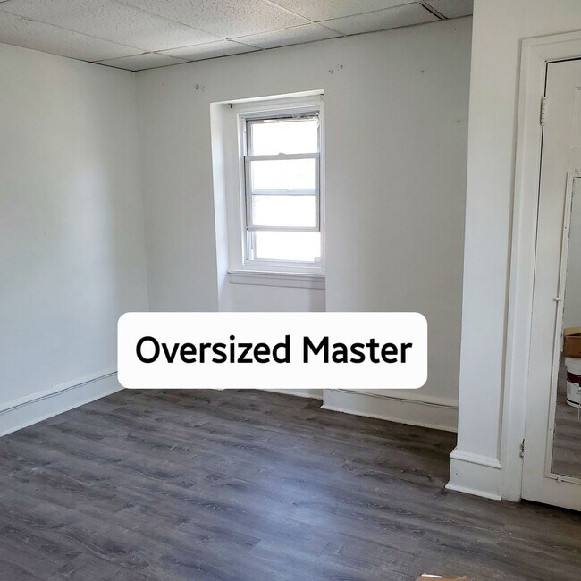 Building Photo - 819 N 64th St