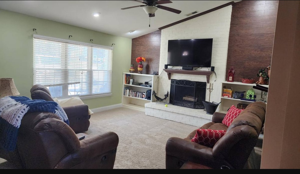 Common area living room - 8310 Park Vista Cir