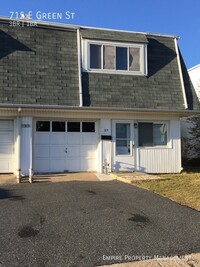 Building Photo - 3 Bedroom/1 Bathroom House in Allentown!