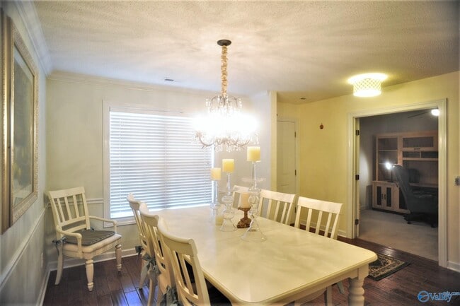 Building Photo - 139 Timberlake Dr