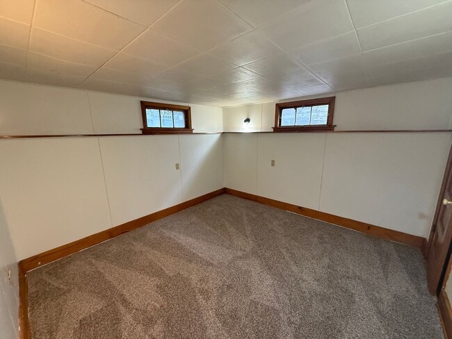 Building Photo - Two bedroom, One and half bathroom house, with additional living room, and bonus room!
