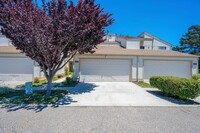 Building Photo - 1212 Linda Vista Dr