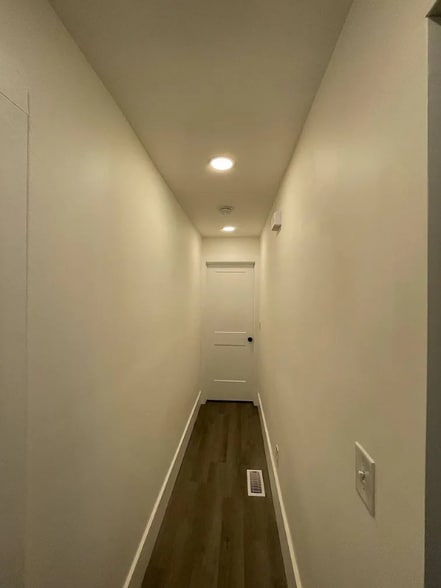 Building Photo - 608 Crawford Rd