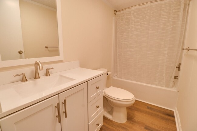 Building Photo - 1022 Bridgetown Ct