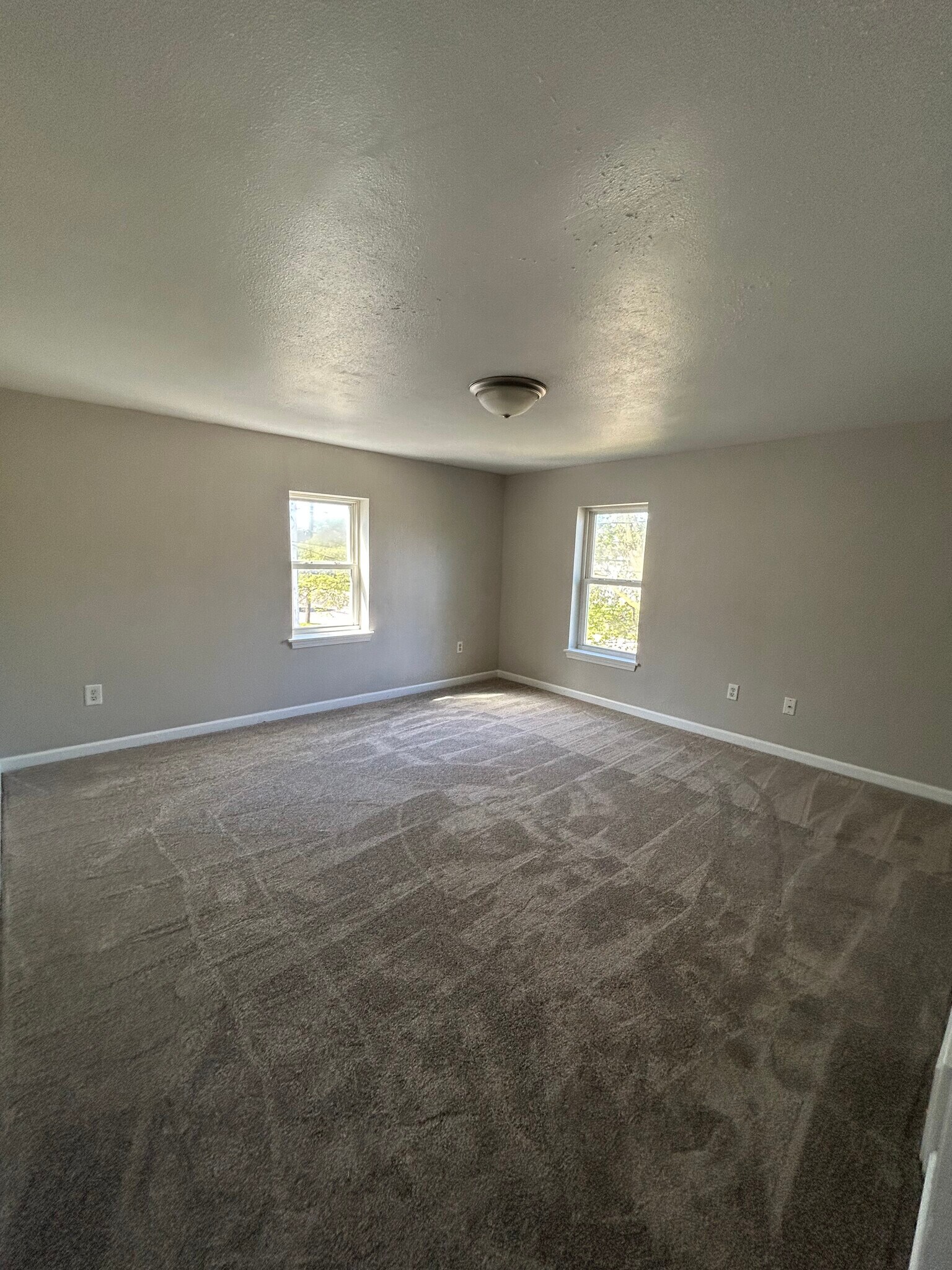 Building Photo - 1018 N Pennsylvania Ave