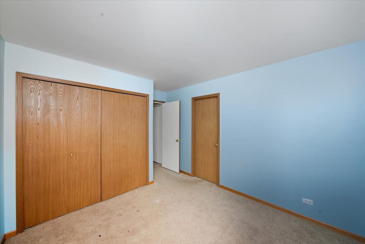 Building Photo - 118 Cambrian Ct