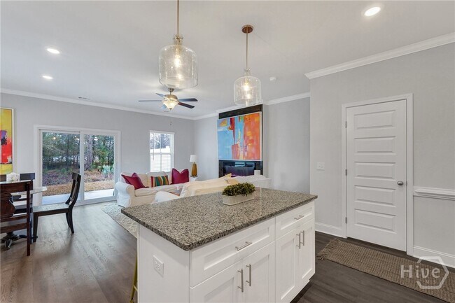 Building Photo - 5794 Ogeechee Rd