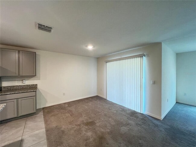 Building Photo - 586 W Twisted Oaks Dr