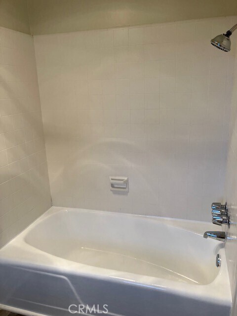 Building Photo - 57 Margate Square