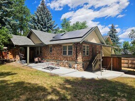 Building Photo - 1032 Lincoln Pl