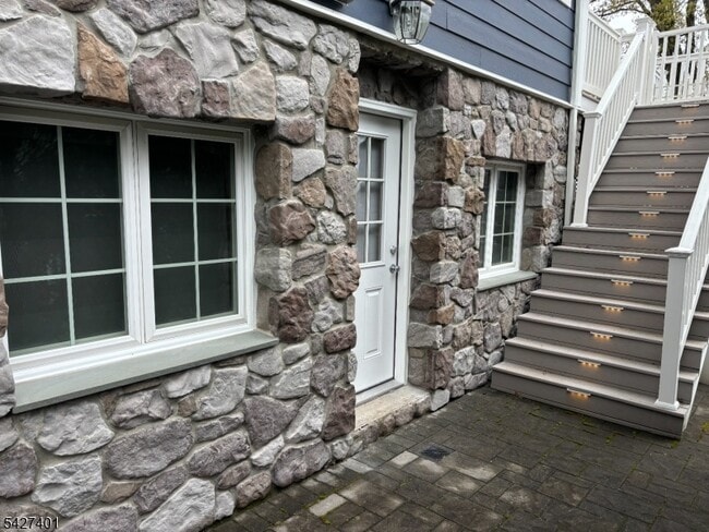 Building Photo - 1008 Mary Allen Ln