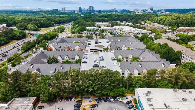 Building Photo - 1850 Cotillion Dr