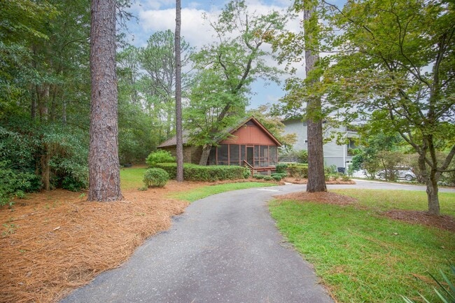 Primary Photo - Cottage life in Southern Pines