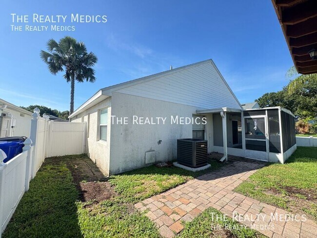 Building Photo - 2719 Crane's Cove Dr