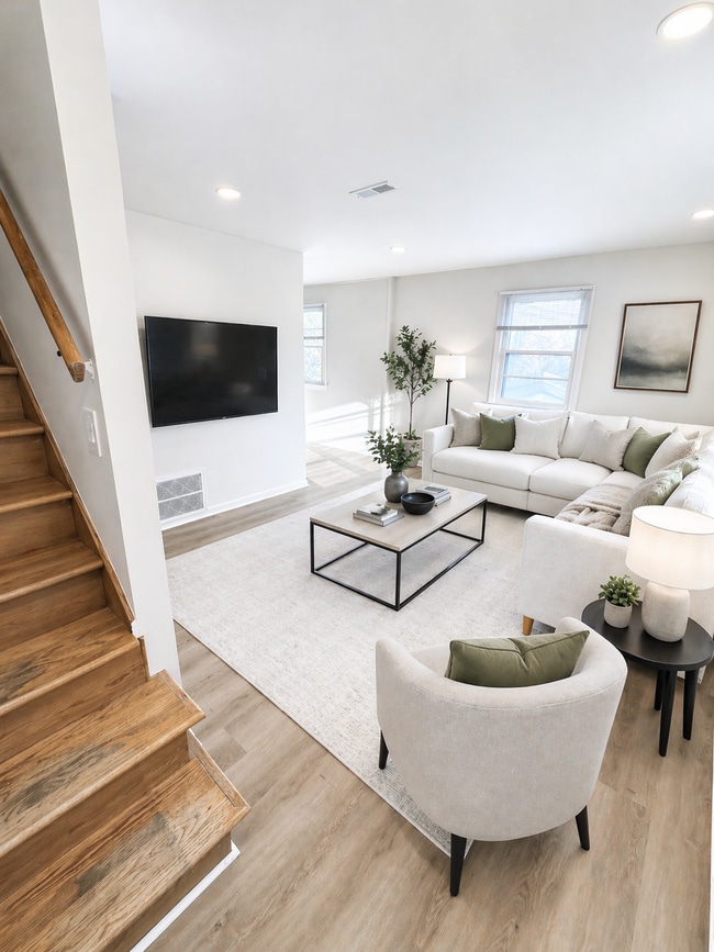 Building Photo - 337 Wimbish Dr