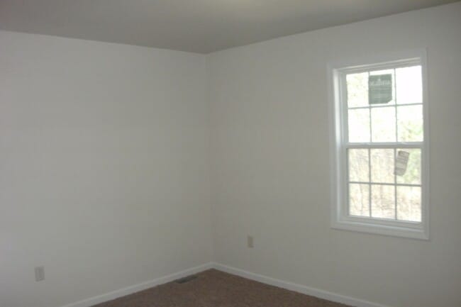 Building Photo - 5808 Red Oak Rd