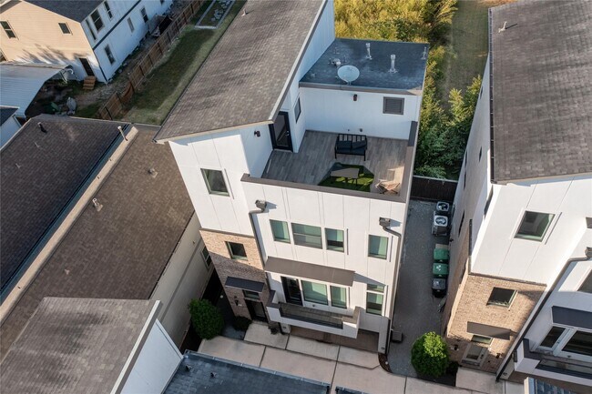 Building Photo - 1505 Colorado St