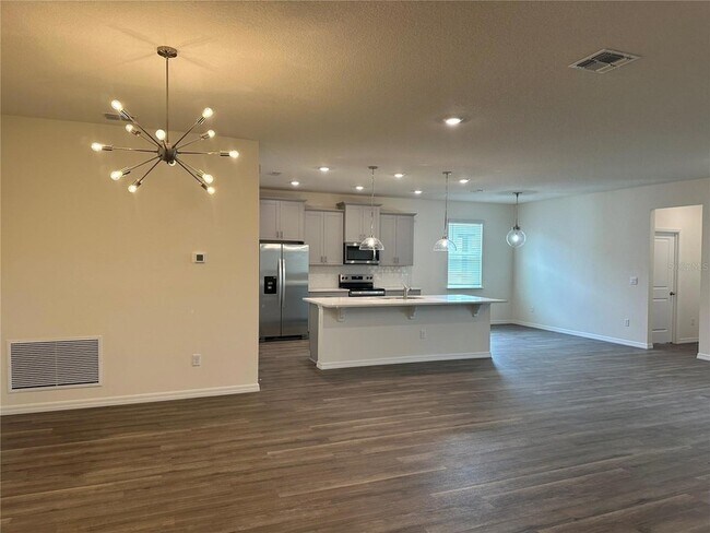 Building Photo - 3272 Arch Ave