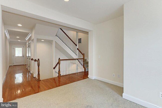 Building Photo - 22219 Falling Terrace