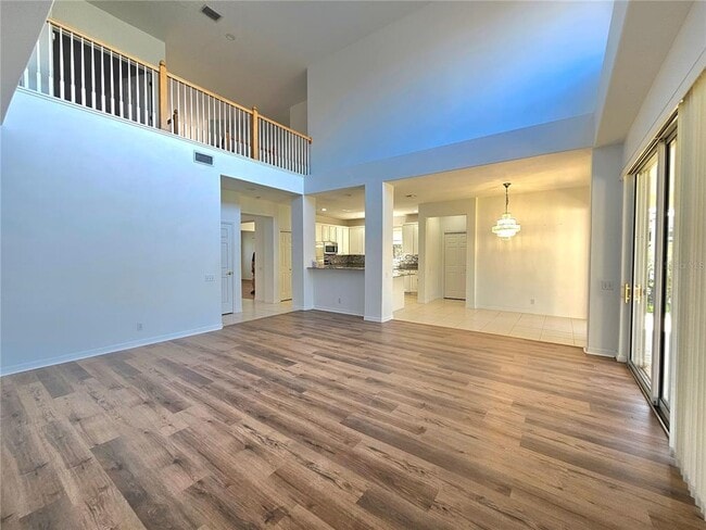 Building Photo - 2307 Messenger Cir