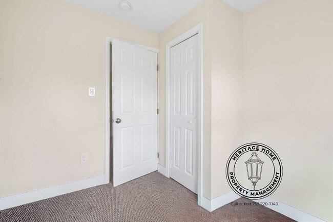 Building Photo - 1058 Mapole Ave