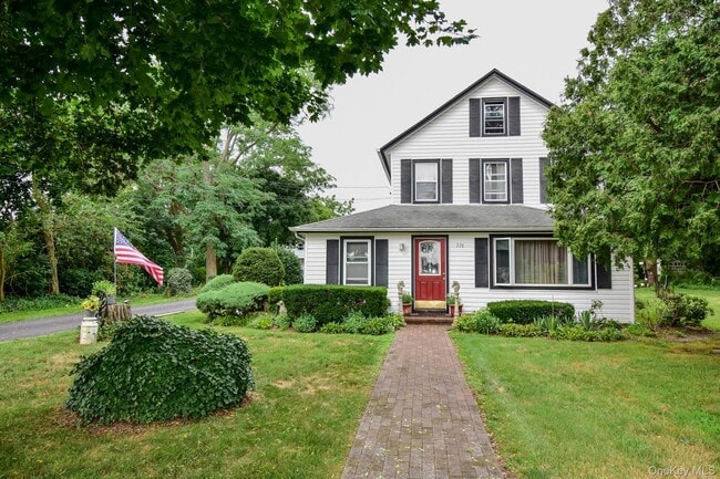 Building Photo - 376 Terryville Rd
