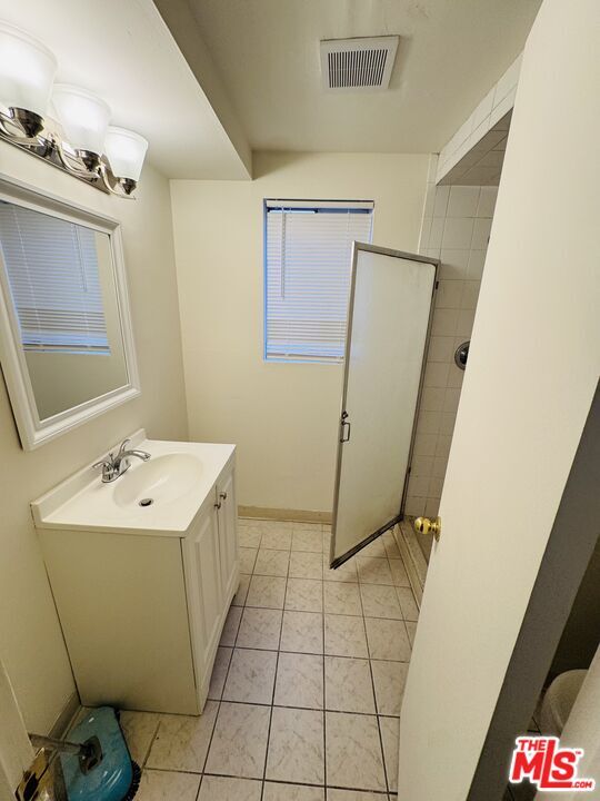 Building Photo - 14903 Normandie Ave