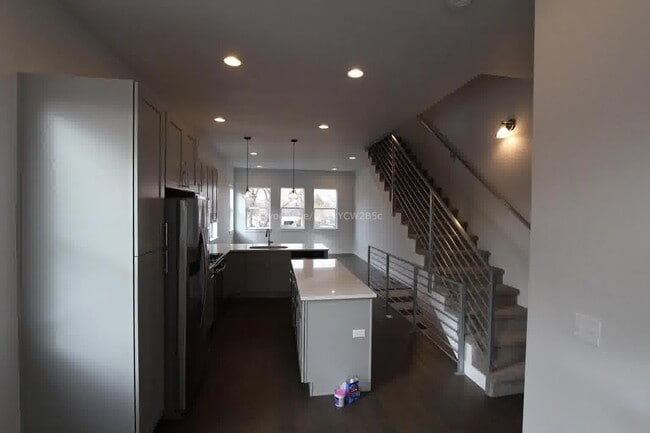 Building Photo - 1919 W 46th Ave