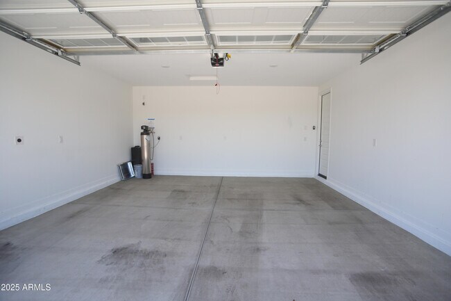 Building Photo - 32526 N 20th Gln