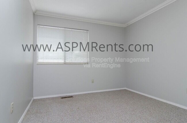 Building Photo - 2730 S 1100 E