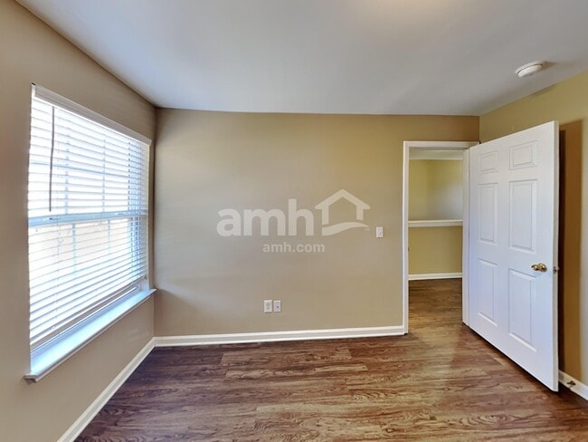 Building Photo - 1804 Lowell Ct