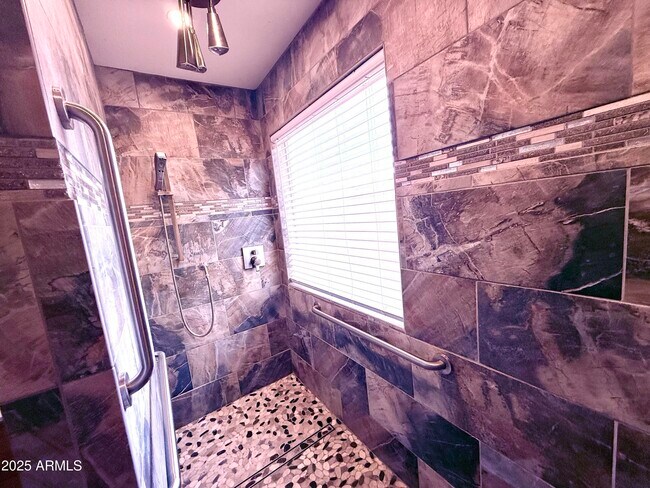 Building Photo - 29152 N Red Finch Dr