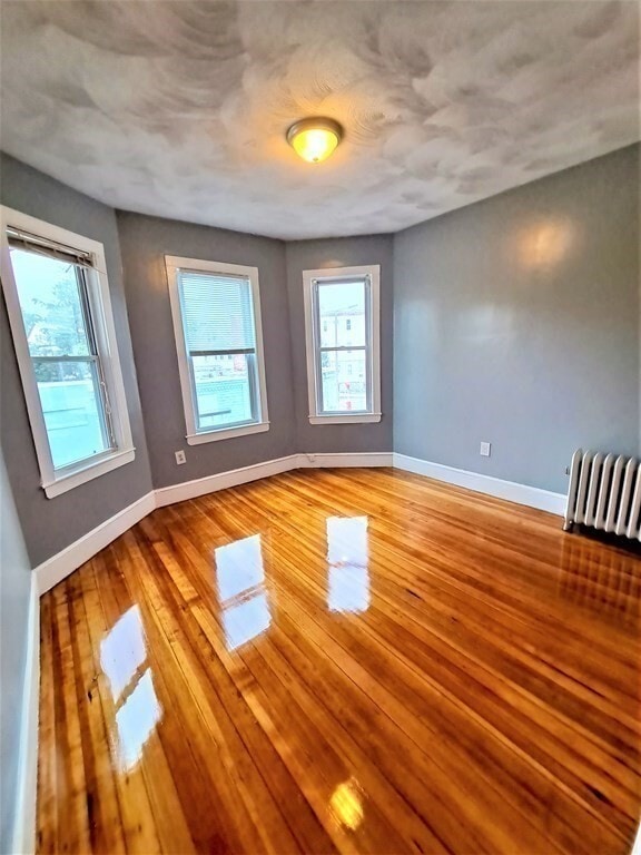 Building Photo - 263 Talbot Ave