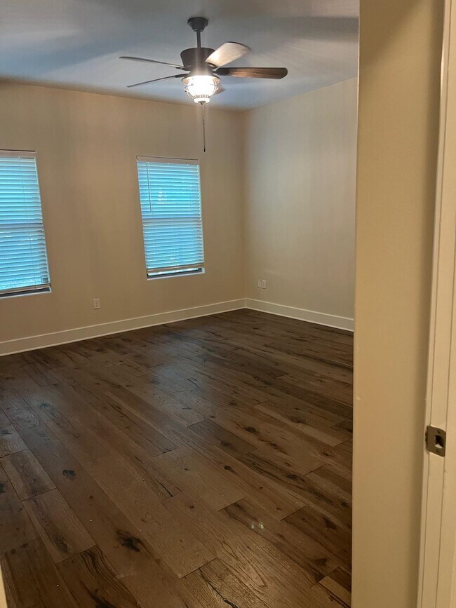 Building Photo - 3207 Simmental Dr