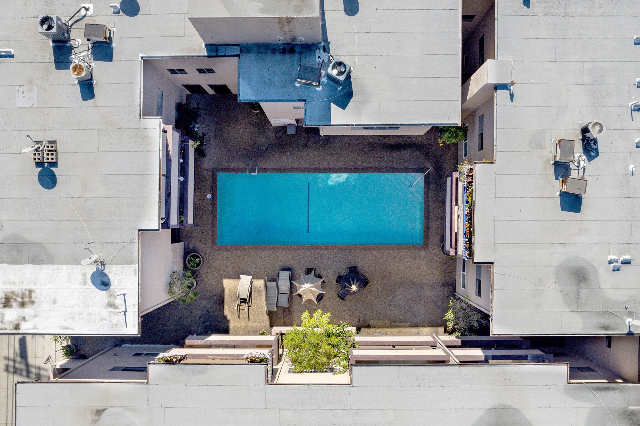 Building Photo - 310 N Jackson St