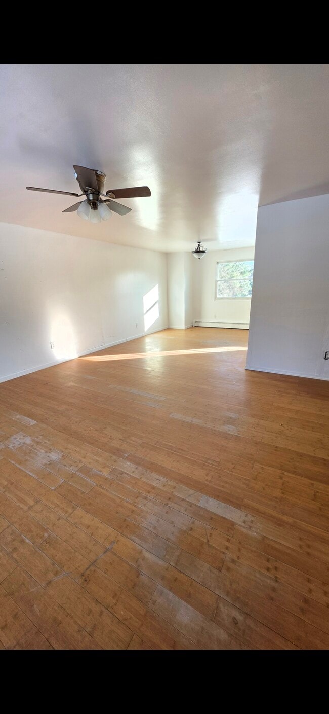 Building Photo - 51 Greycourt Rd