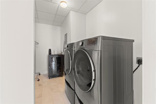 Building Photo - 3130 N Harwood St