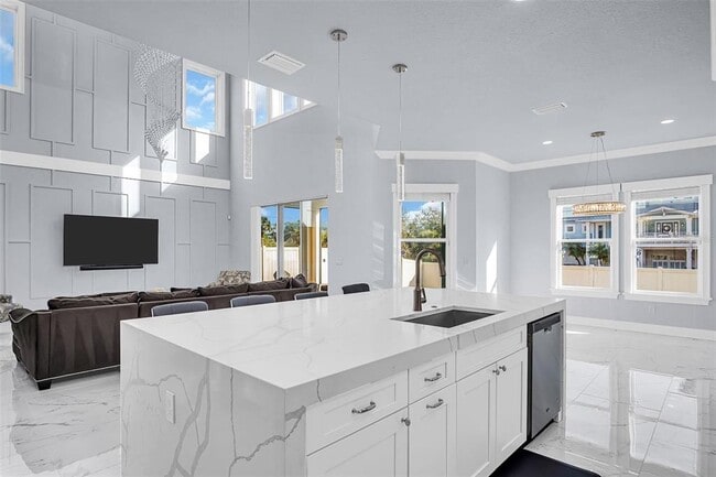 Building Photo - 8306 Sky Eagle Dr