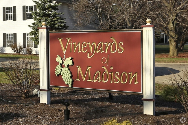 Building Photo - Vineyards of Madison