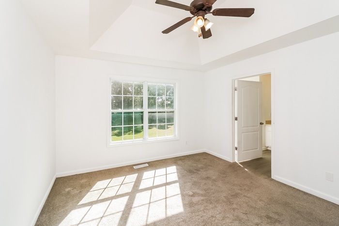 Building Photo - 305 Brook Ct