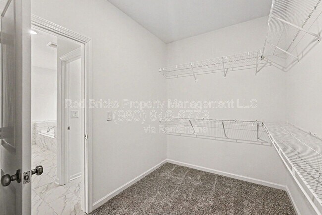 Building Photo - 11026 Lochmere Rd