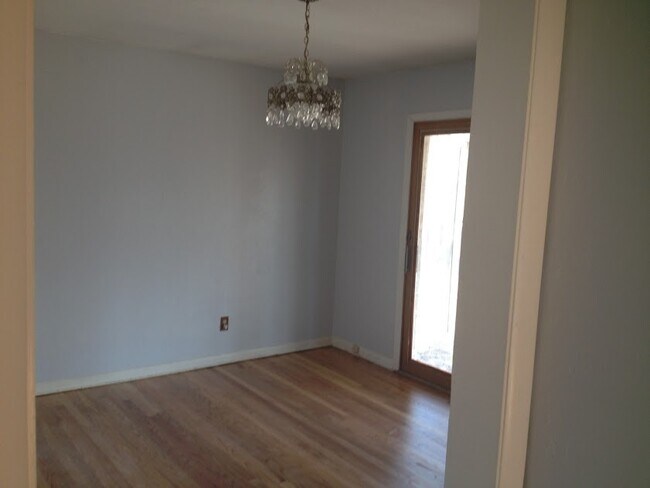 Building Photo - 3119 Lusk Pl