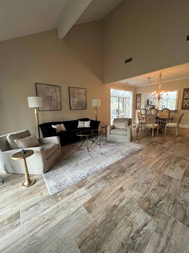 Building Photo - 60 Carnoustie Rd