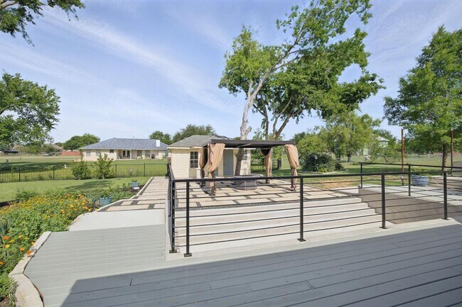 Building Photo - 20904 Apache Plum Ln