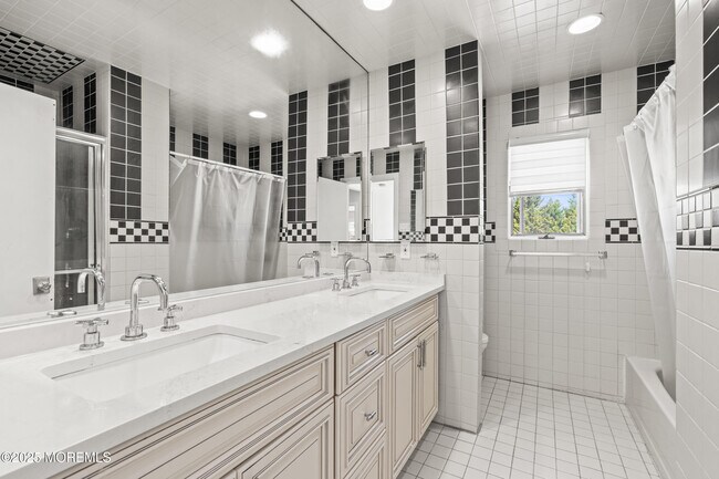 Building Photo - 24 Valley Forge Rd