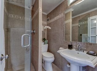 2nd full Bathroom - 9100 W Bay Harbor Dr