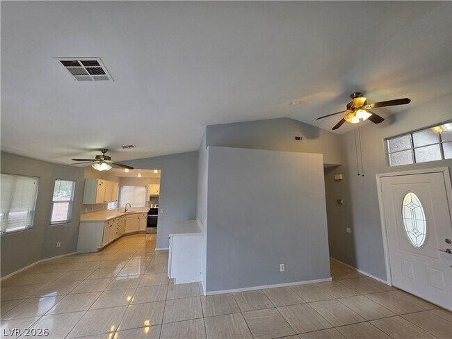 Building Photo - 5843 Berry Hill Ln