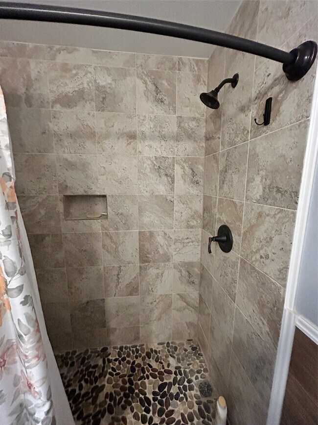 Building Photo - 30 Harbour Ln