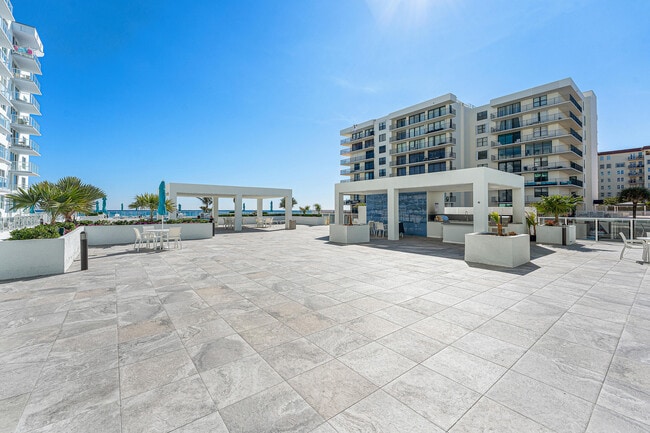 Building Photo - 3450 S Ocean Blvd