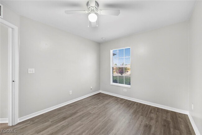 Building Photo - 2805 66th St W